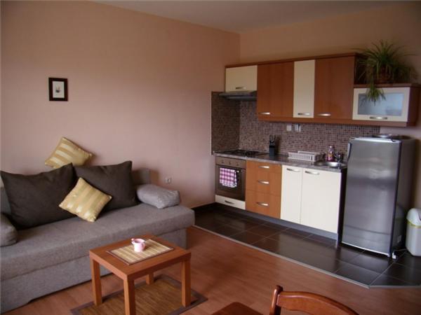 Apartmani Danijela Tomicic โลปาร์ ภายนอก รูปภาพ