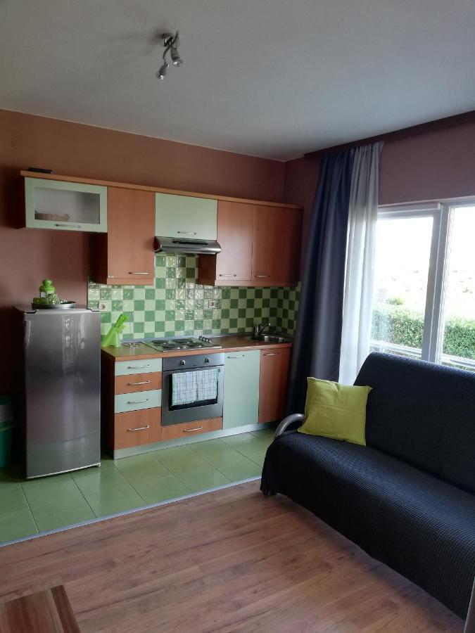 Apartmani Danijela Tomicic โลปาร์ ภายนอก รูปภาพ
